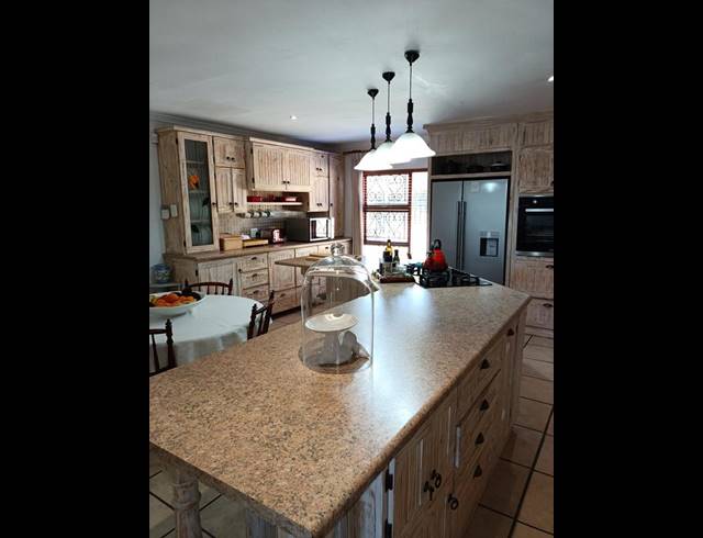 3 BEDROOM HOUSE FOR SALE IN DARLING